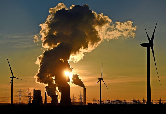 EU urges members to set plans for carbon neutrality