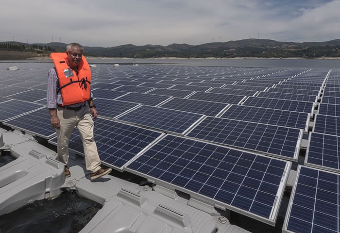 France will have its first floating solar power plant by 2019