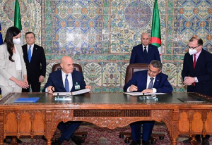 Italy PM seals gas deal with Algeria to reduce Russia reliance