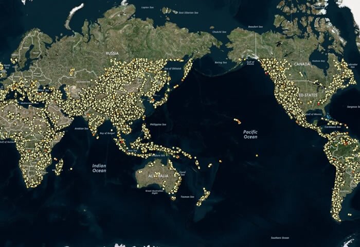 Identifying 530 000 potential pumped hydro energy storage sites