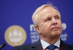 BP CEO plans to step down within 12 months