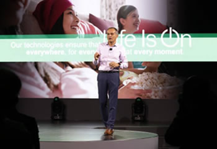 Schneider Electric demonstrates its industry-leading innovations at Innovation Summit in Singapore