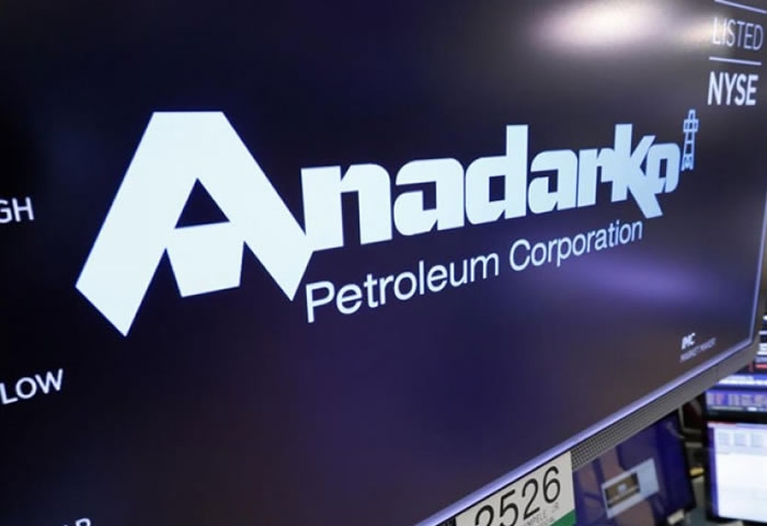 Anadarko resumes talks with Occidental on an important takeover